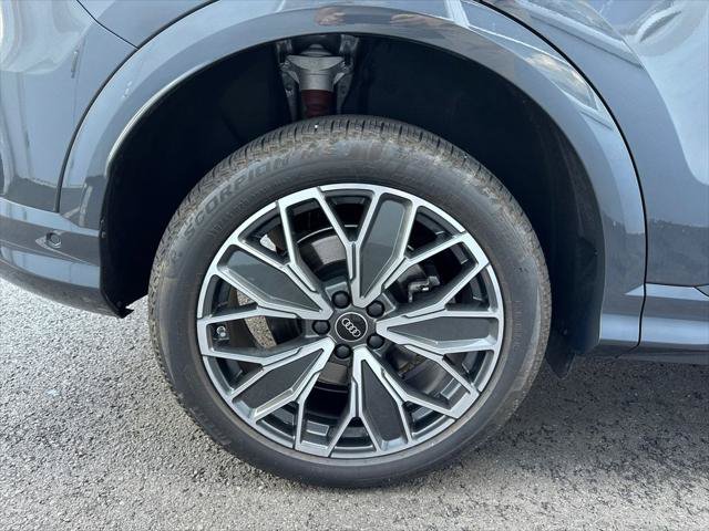 Certified 2025 Audi Q5 Premium w/ Premium Plus AWD/4WD image 18