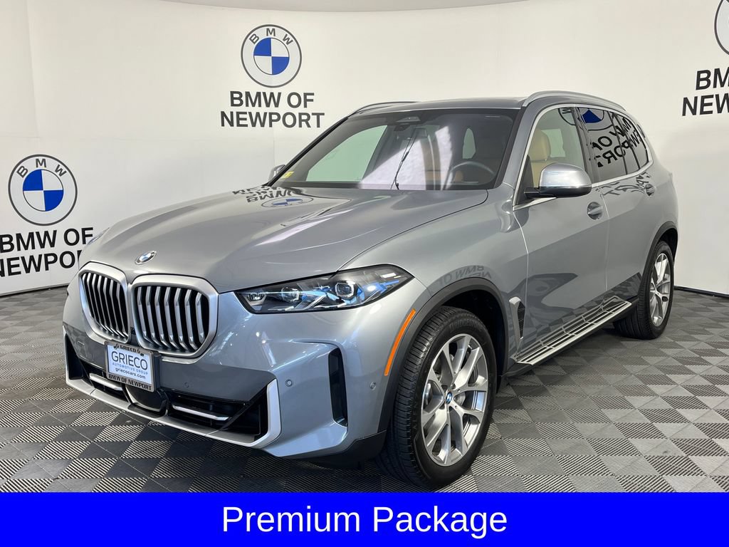 Used 2025 BMW X5 xDrive40i AWD/4WD image 3