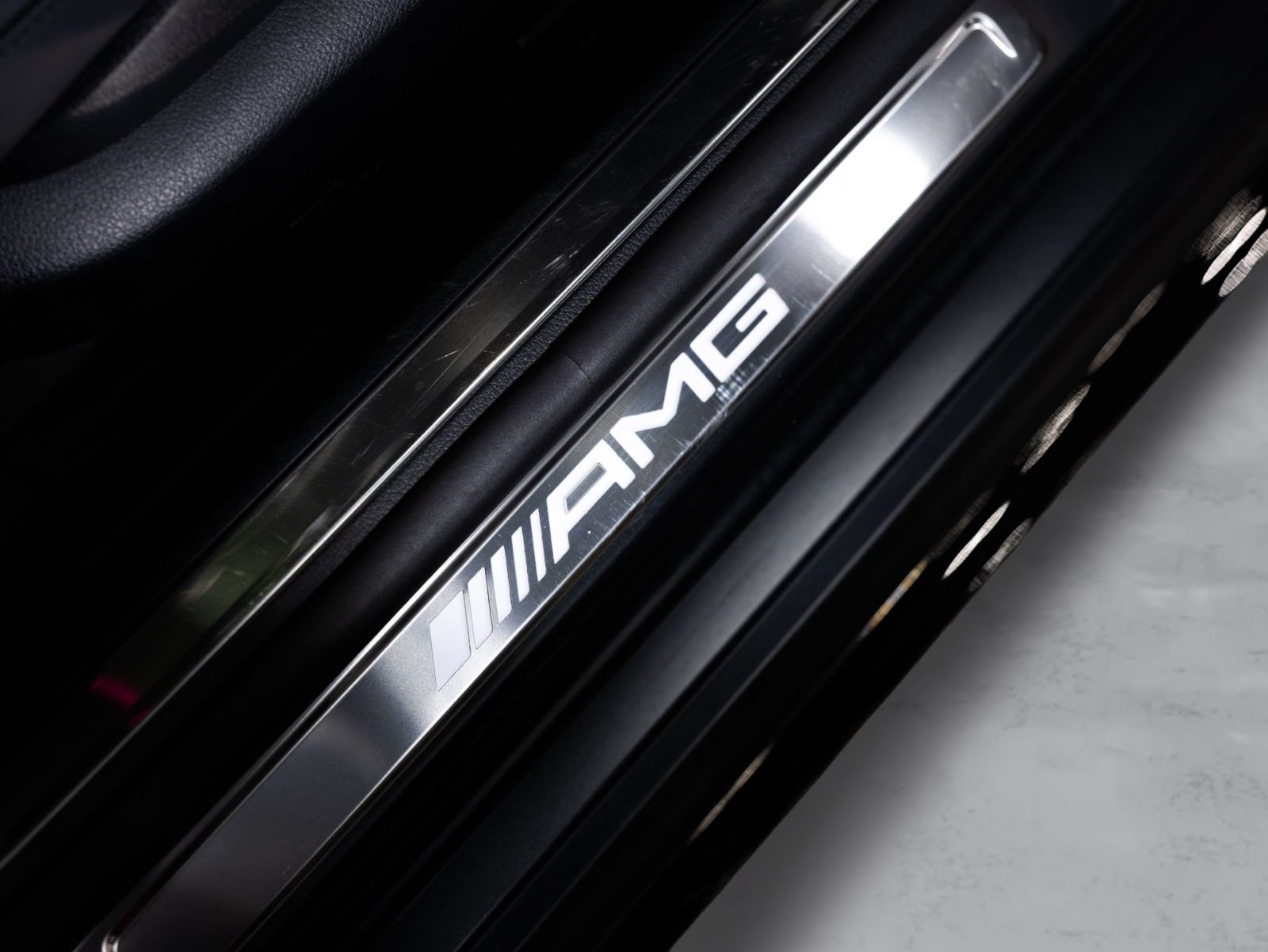 Used 2024 Mercedes-Benz S 63 AMG S image 39