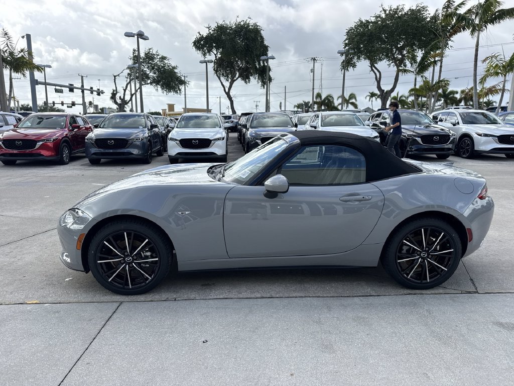 New 2026 MAZDA MX-5 Miata Grand Touring RWD image 11