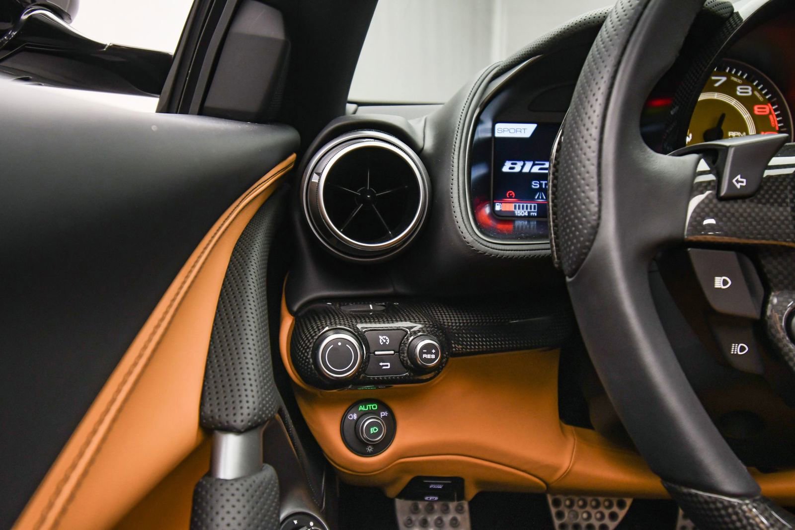 Certified 2023 Ferrari 812 GTS image 40