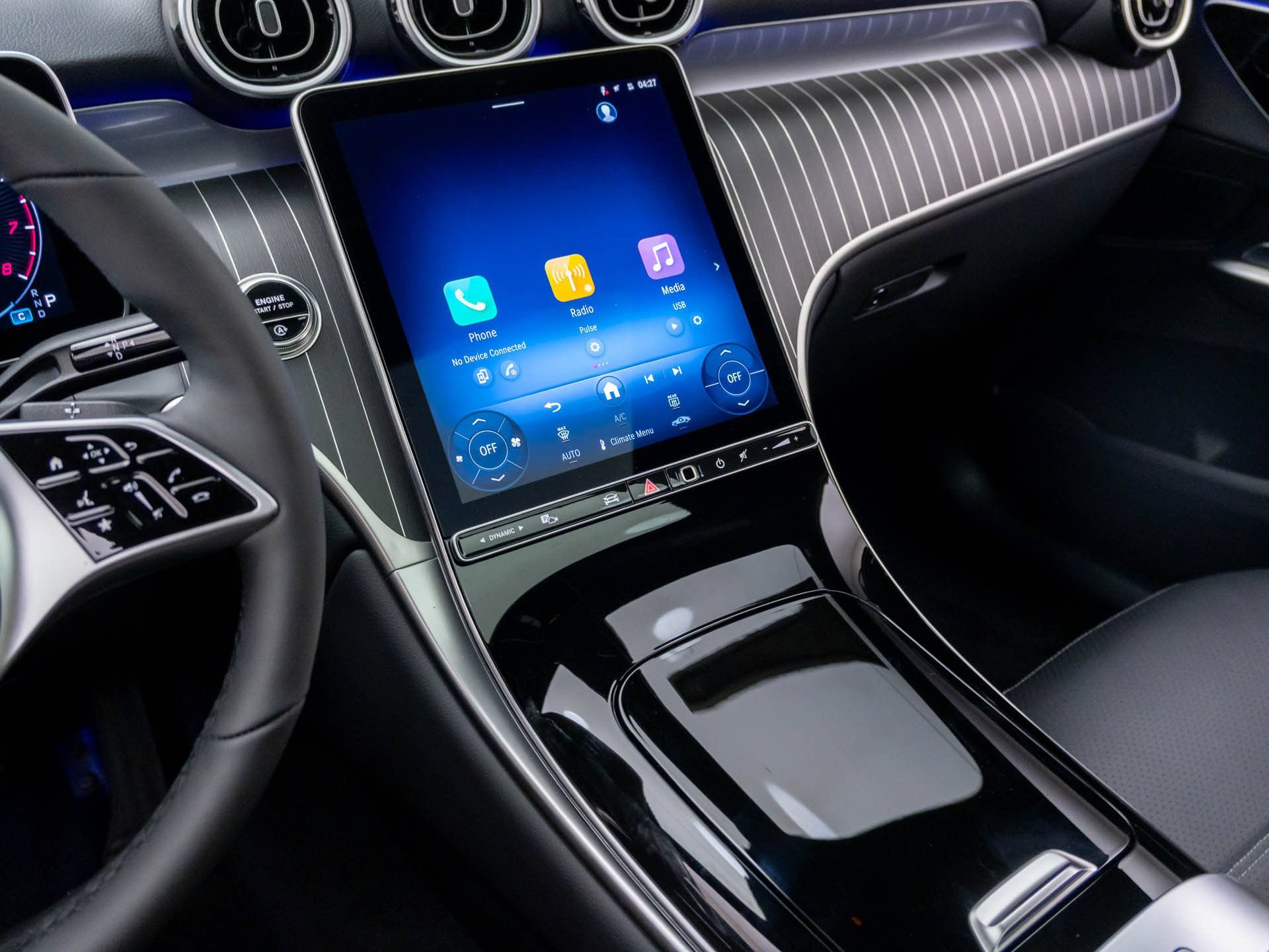 New 2026 Mercedes-Benz GLC 300 4MATIC image 12