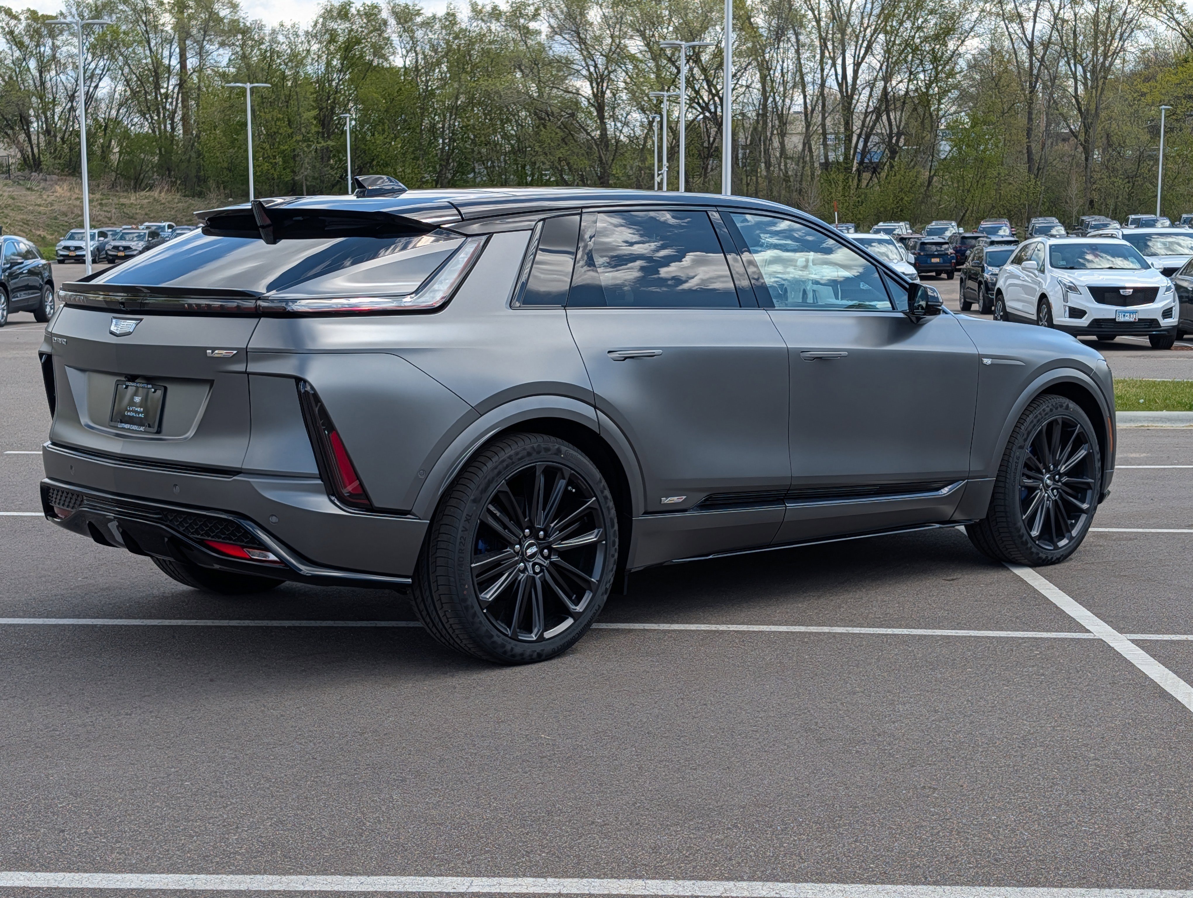 New 2026 Cadillac Optiq V AWD/4WD image 6
