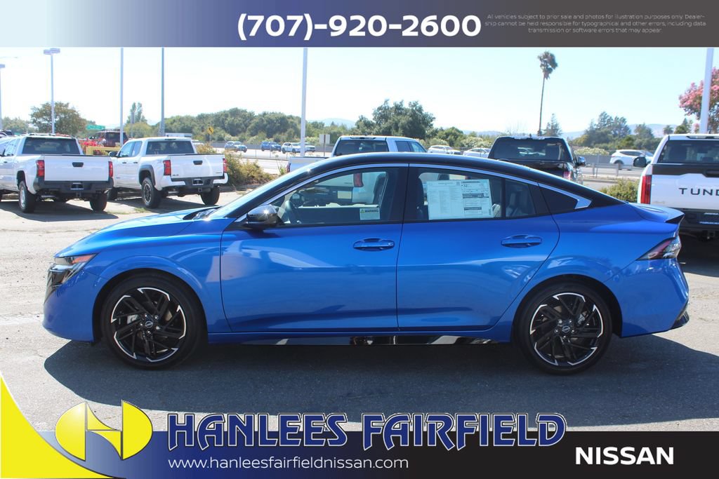New 2026 Nissan Sentra SR w/ SR Premium Package FWD image 2