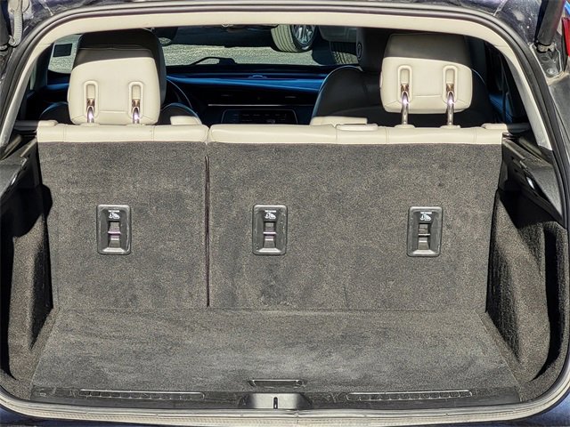 Used 2023 Cadillac XT4 Premium Luxury image 21