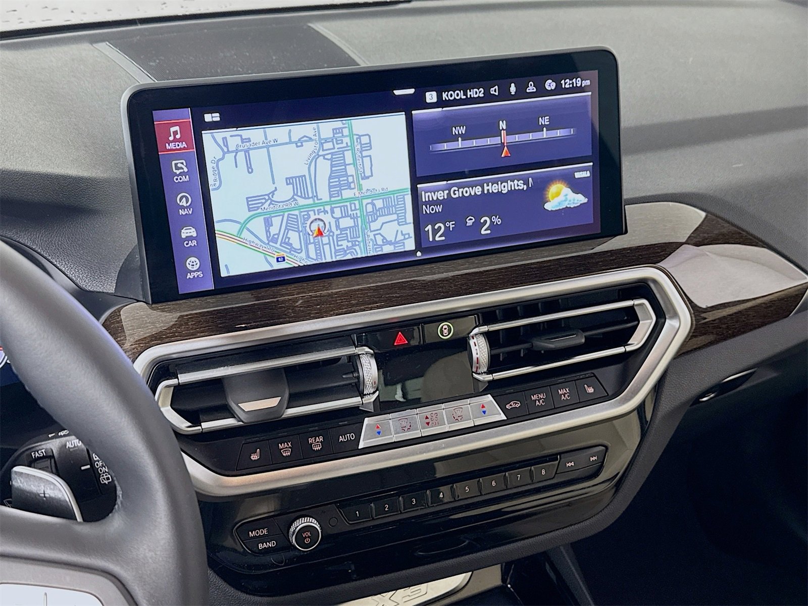 Used 2024 BMW X3 xDrive30i w/ Premium Package w/ZPA image 16