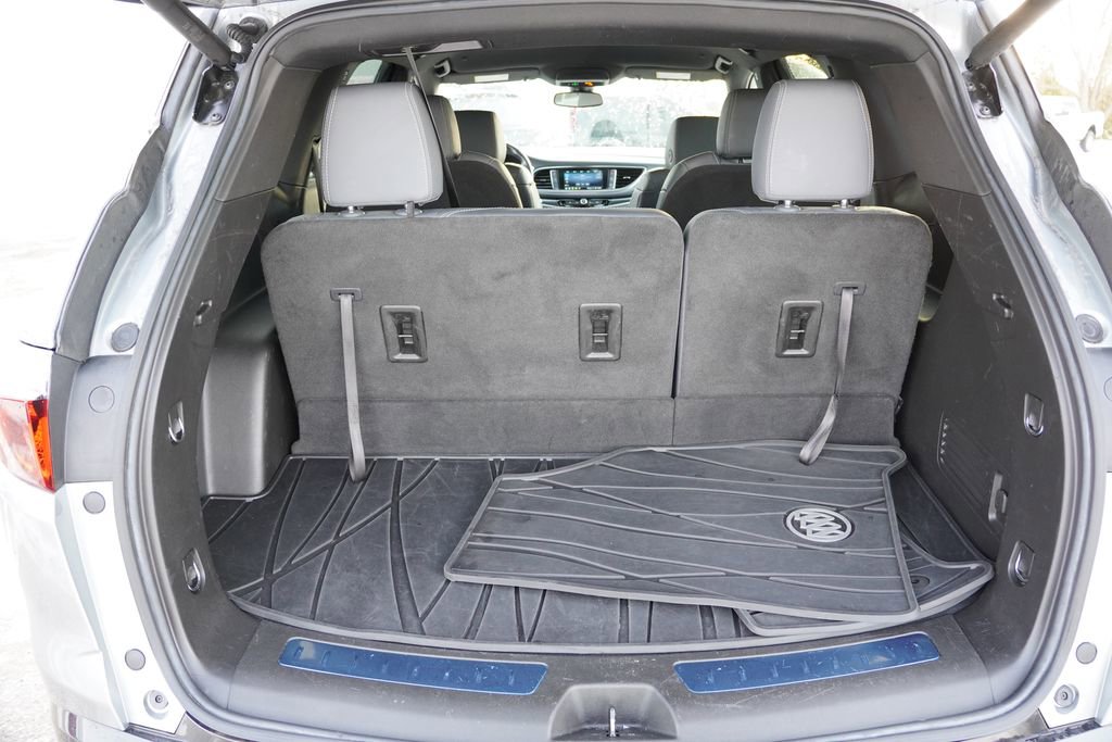 Certified 2023 Buick Enclave Essence image 21
