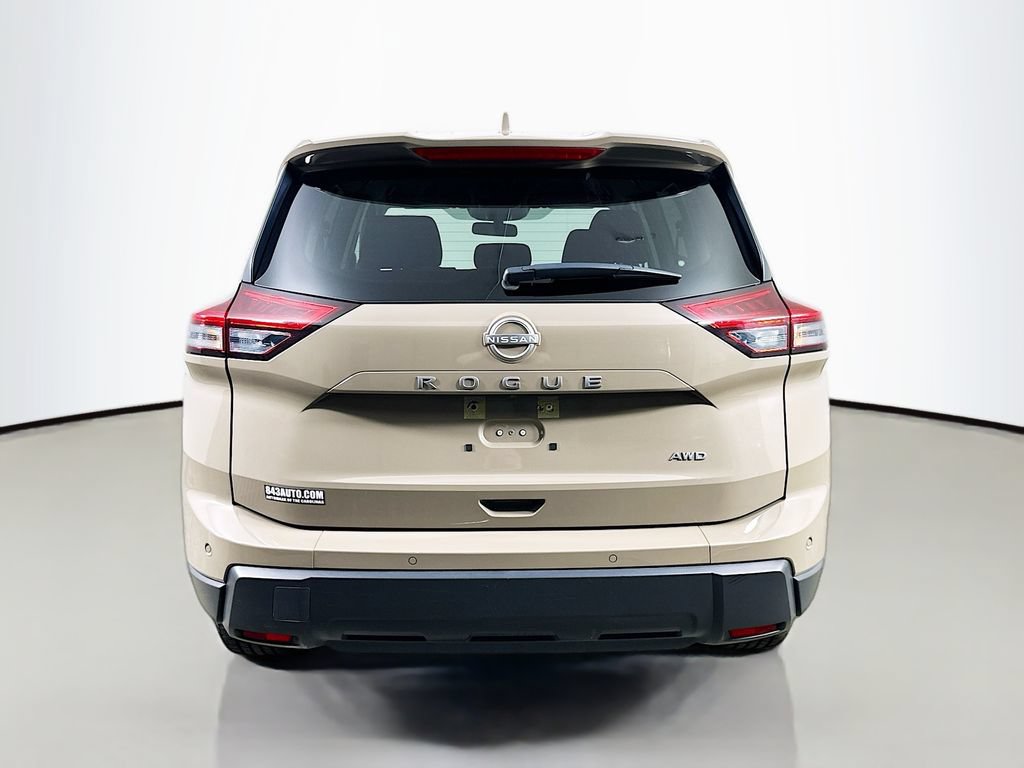 Used 2025 Nissan Rogue SV AWD/4WD image 6