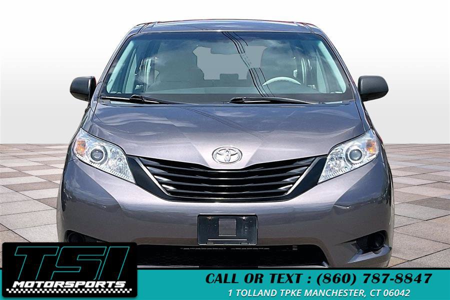 Used 2013 Toyota Sienna L FWD image 3