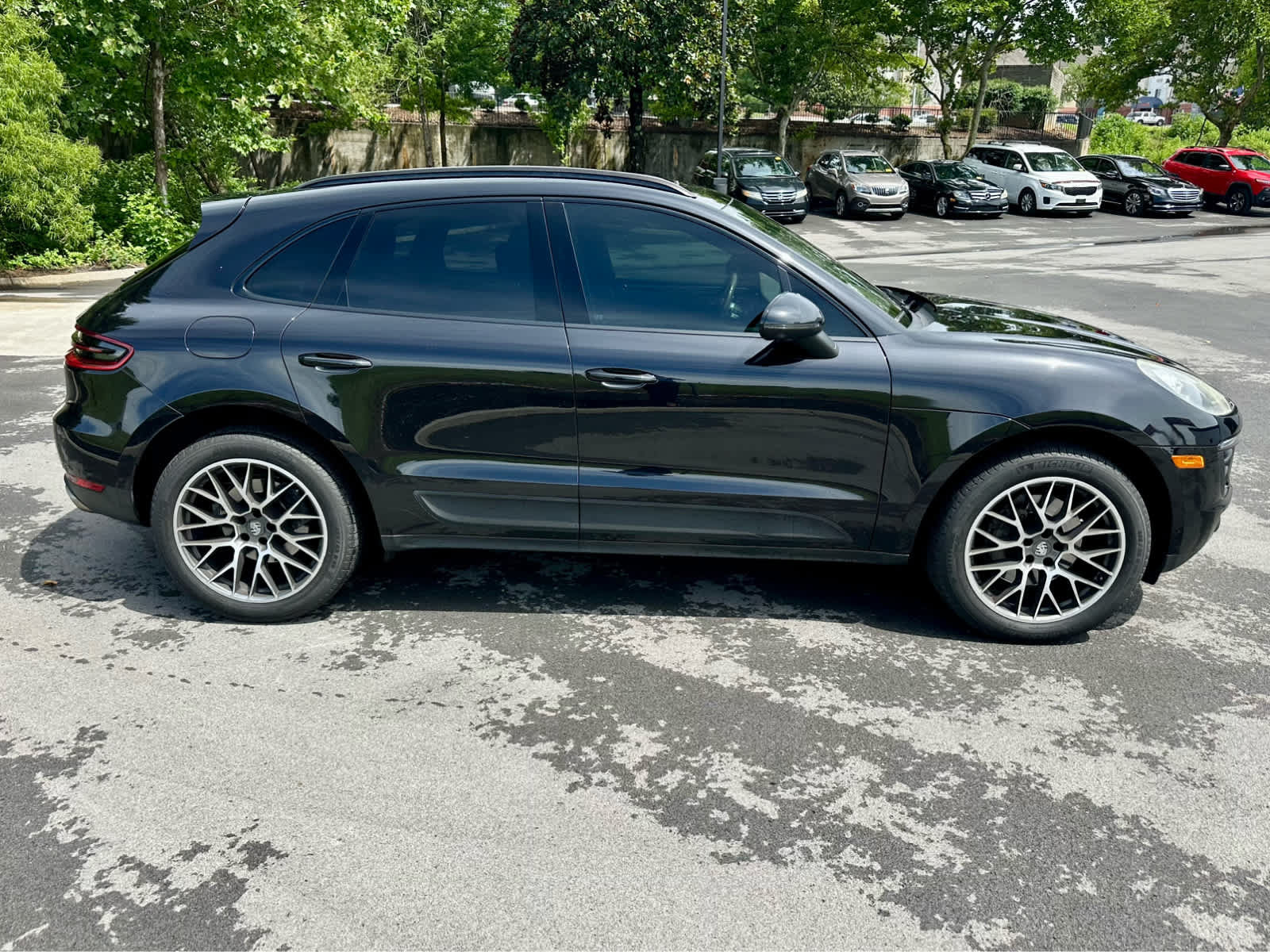 Used 2017 Porsche Macan S AWD/4WD image 4