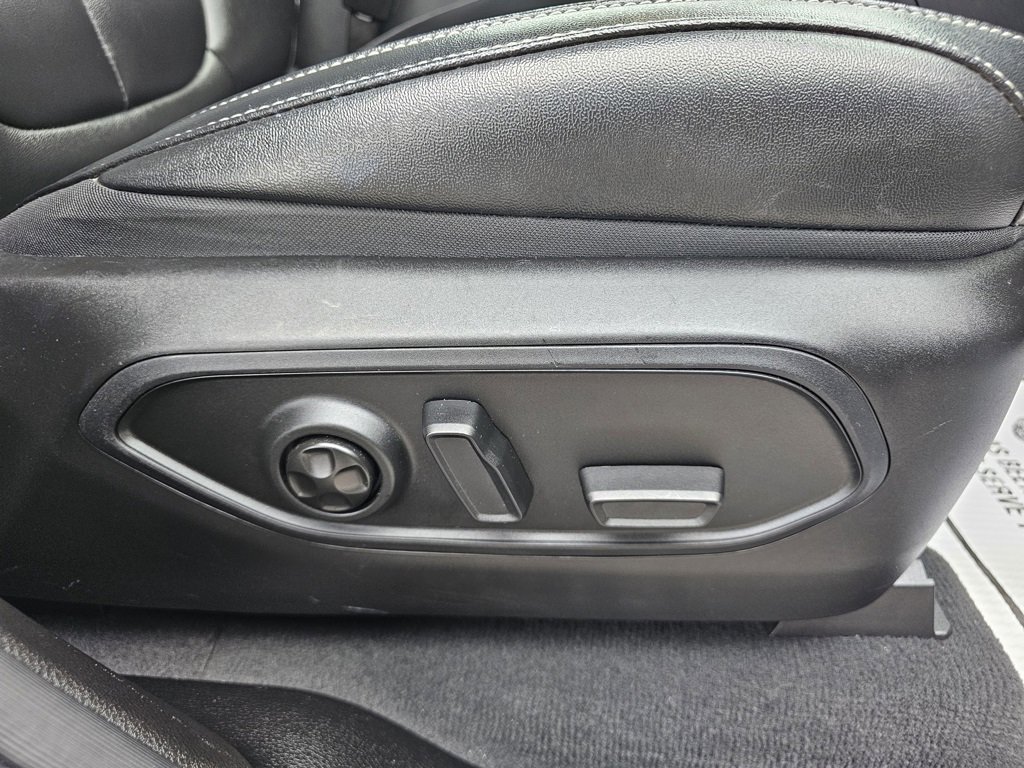 Used 2024 Jeep Grand Cherokee Limited image 27