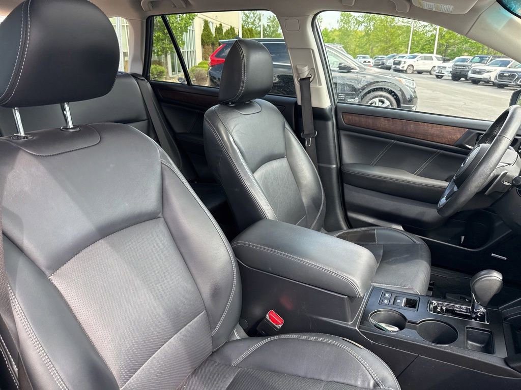 Used 2018 Subaru Outback 3.6R Limited AWD/4WD image 29