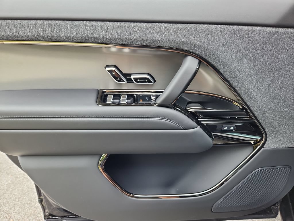 New 2026 Land Rover Range Rover Sport Dynamic SE AWD/4WD image 24