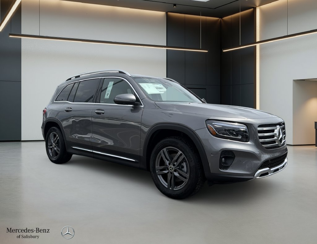 New 2026 Mercedes-Benz GLB 250 4MATIC image 3