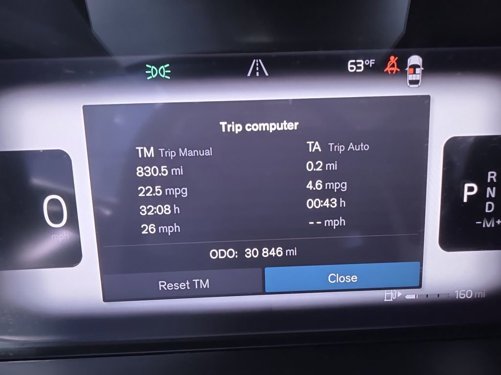 Used 2023 Volvo XC60 B5 Plus w/ Climate Package image 21