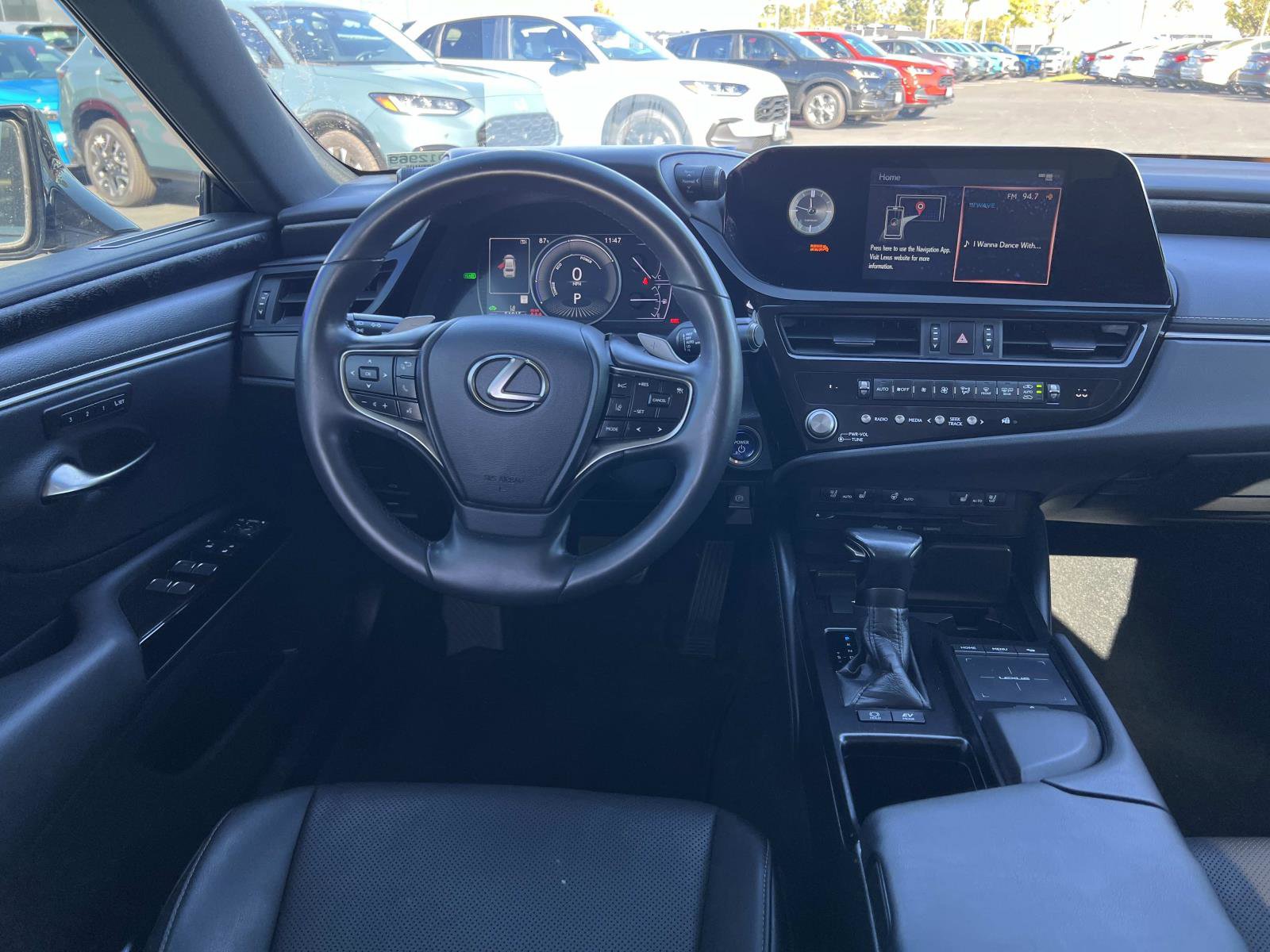 Used 2022 Lexus ES 300h w/ Premium Package image 7