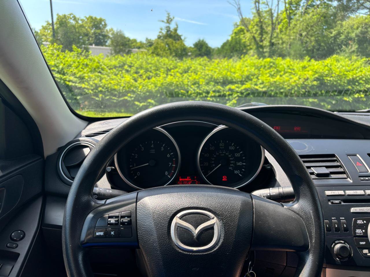 Used 2010 MAZDA MAZDA3 i Sport FWD image 11