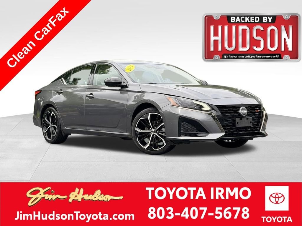 Used 2024 Nissan Altima 2.5 SR FWD image 1