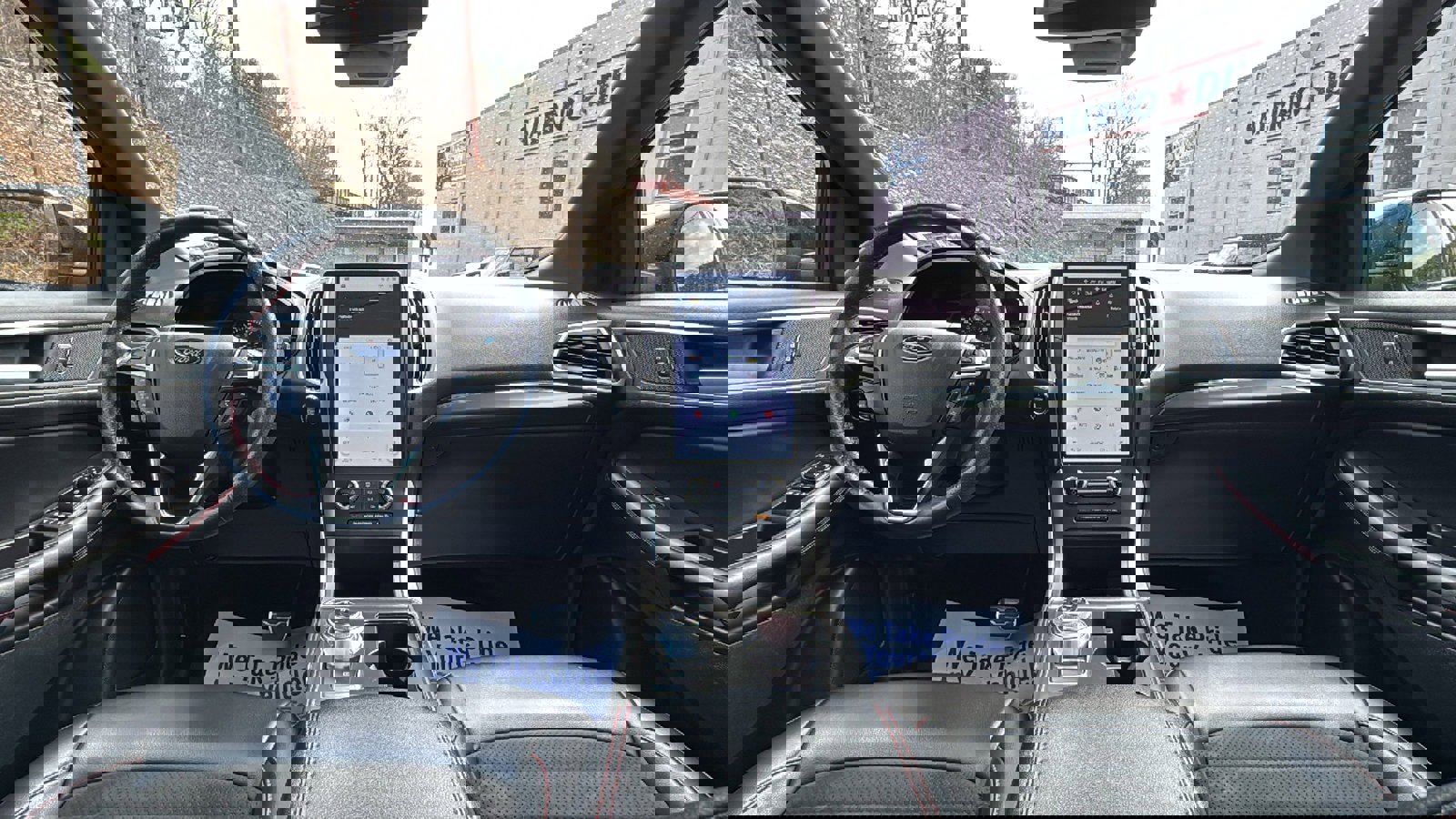 Certified 2024 Ford Edge ST-Line image 28