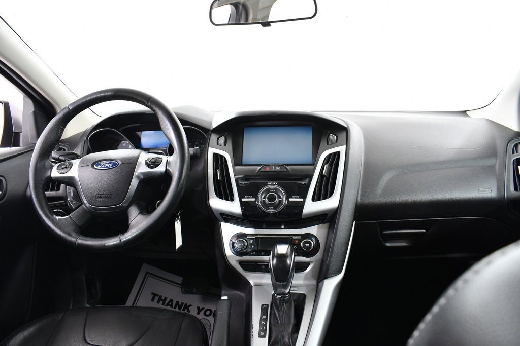 Used 2014 Ford Focus SE w/ Equipment Group 201A image 7