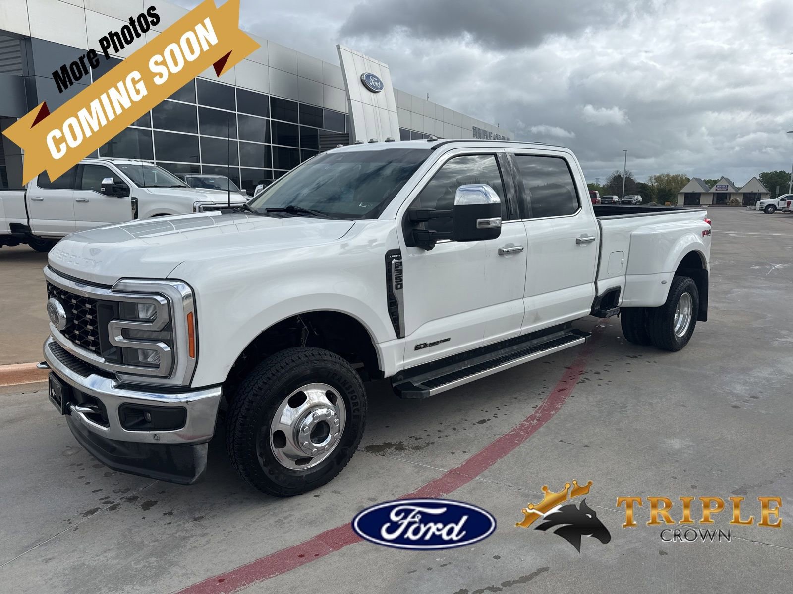 Used 2023 Ford F350 Lariat w/ Tow Technology Package image 1
