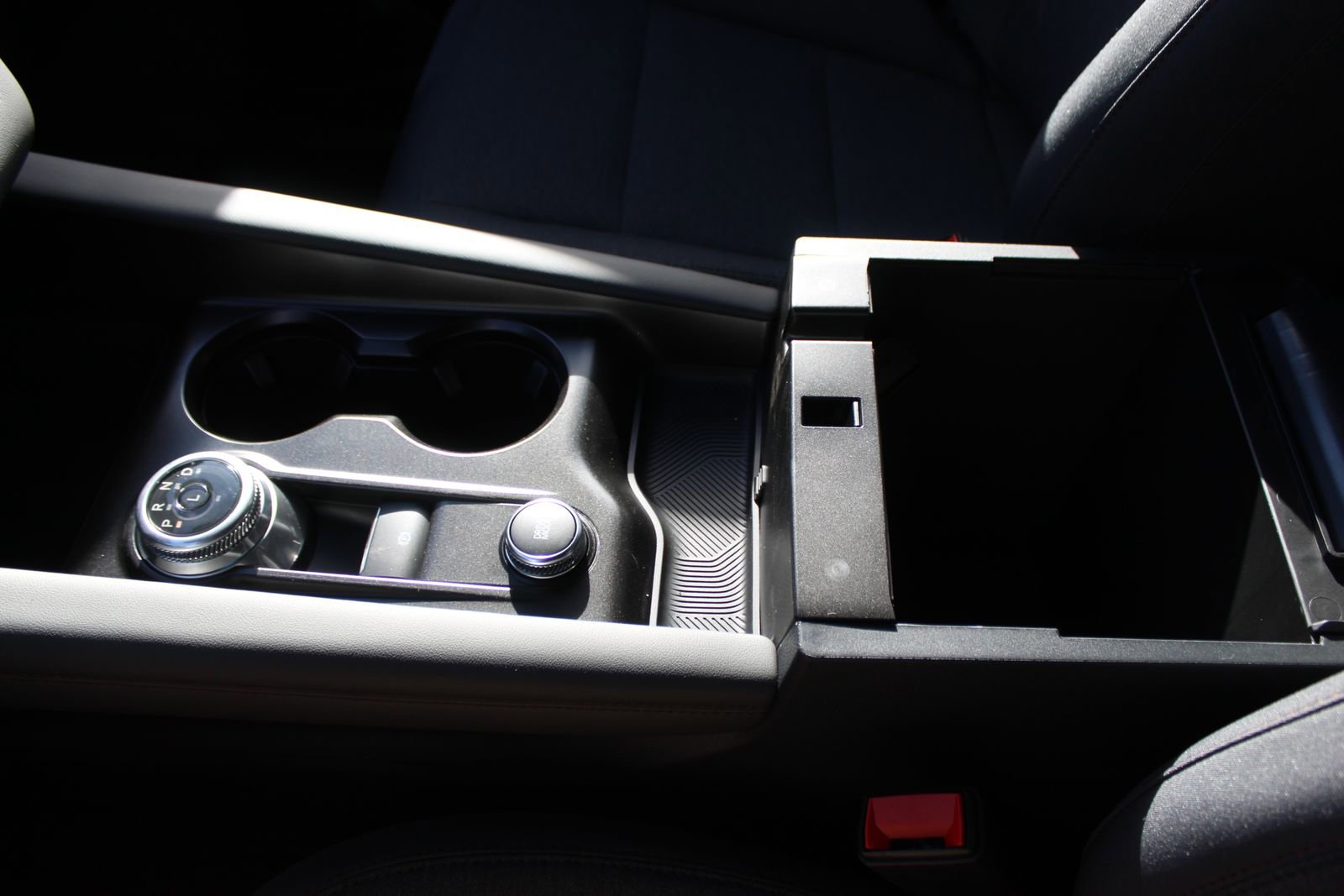 New 2026 Ford Explorer Active image 28