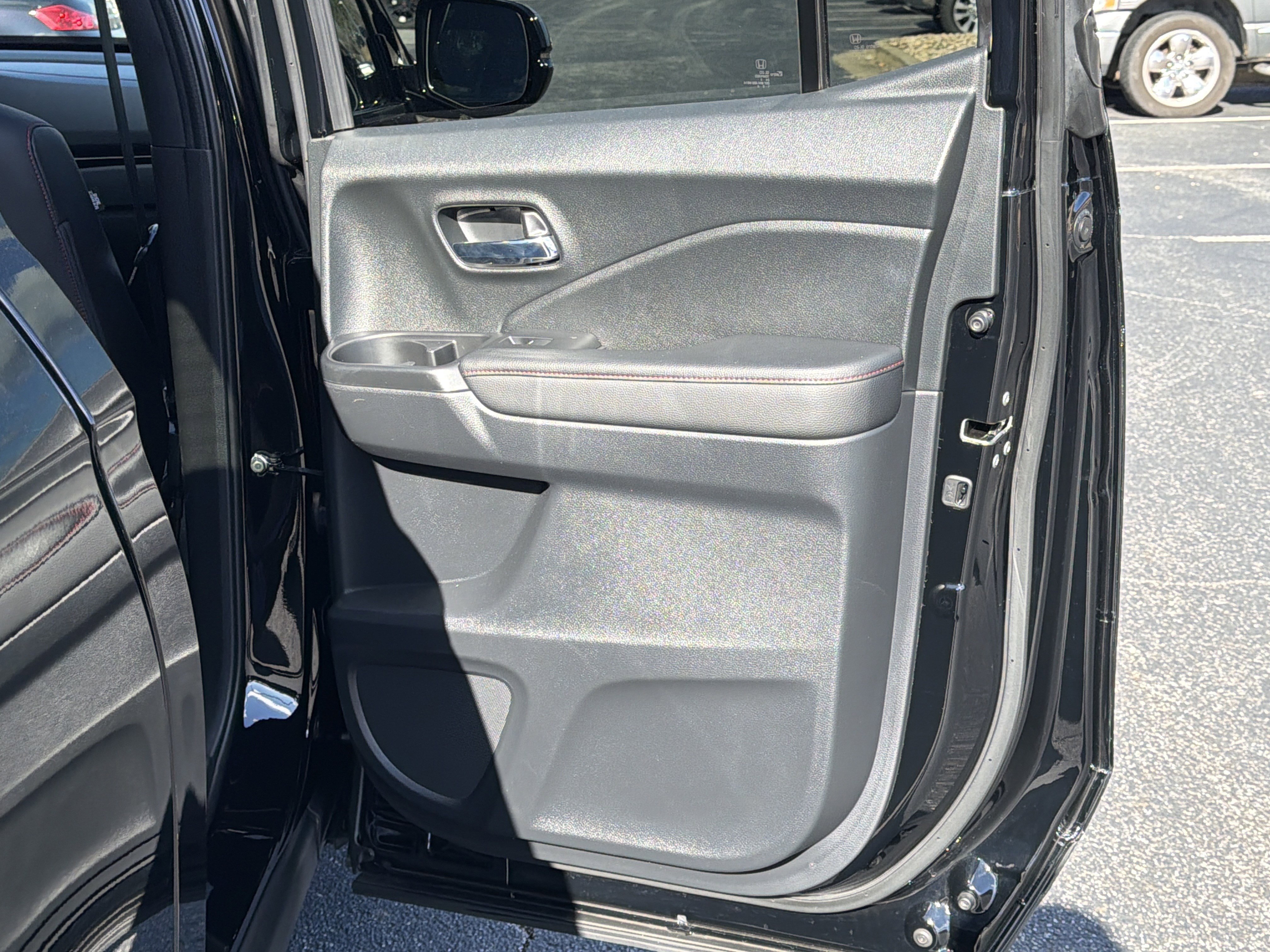 Used 2023 Honda Ridgeline Black Edition image 16