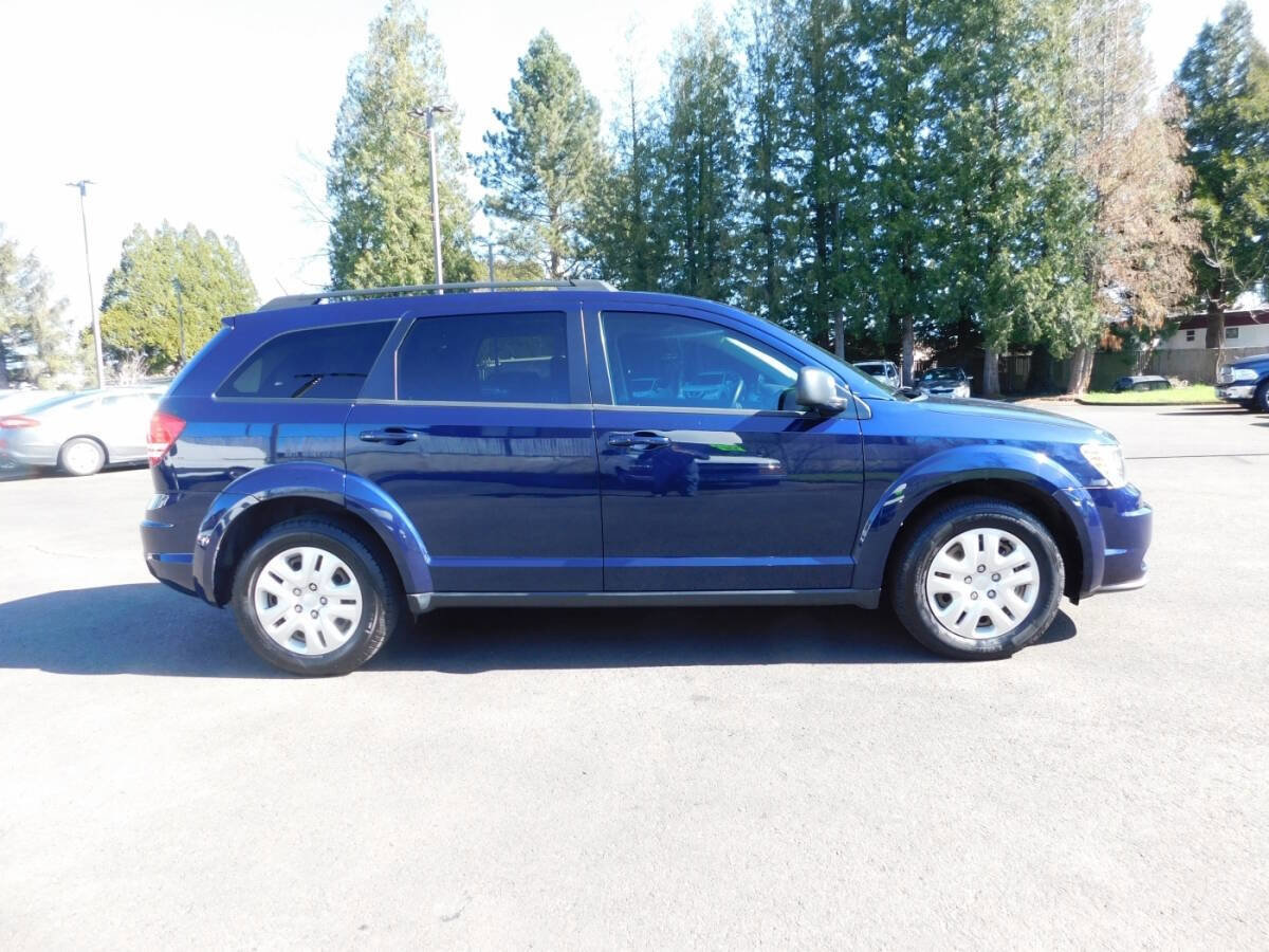 Used 2018 Dodge Journey SE w/ Popular Equipment Group image 21