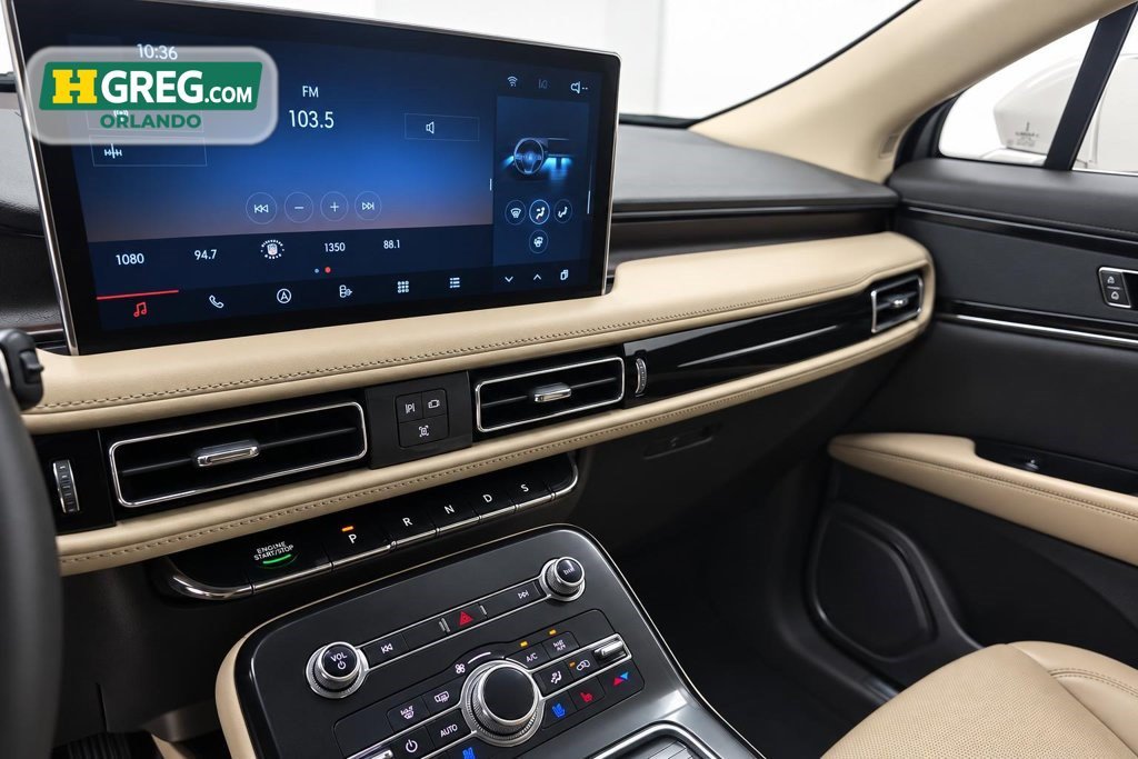 Used 2022 Lincoln Nautilus Reserve AWD/4WD image 13