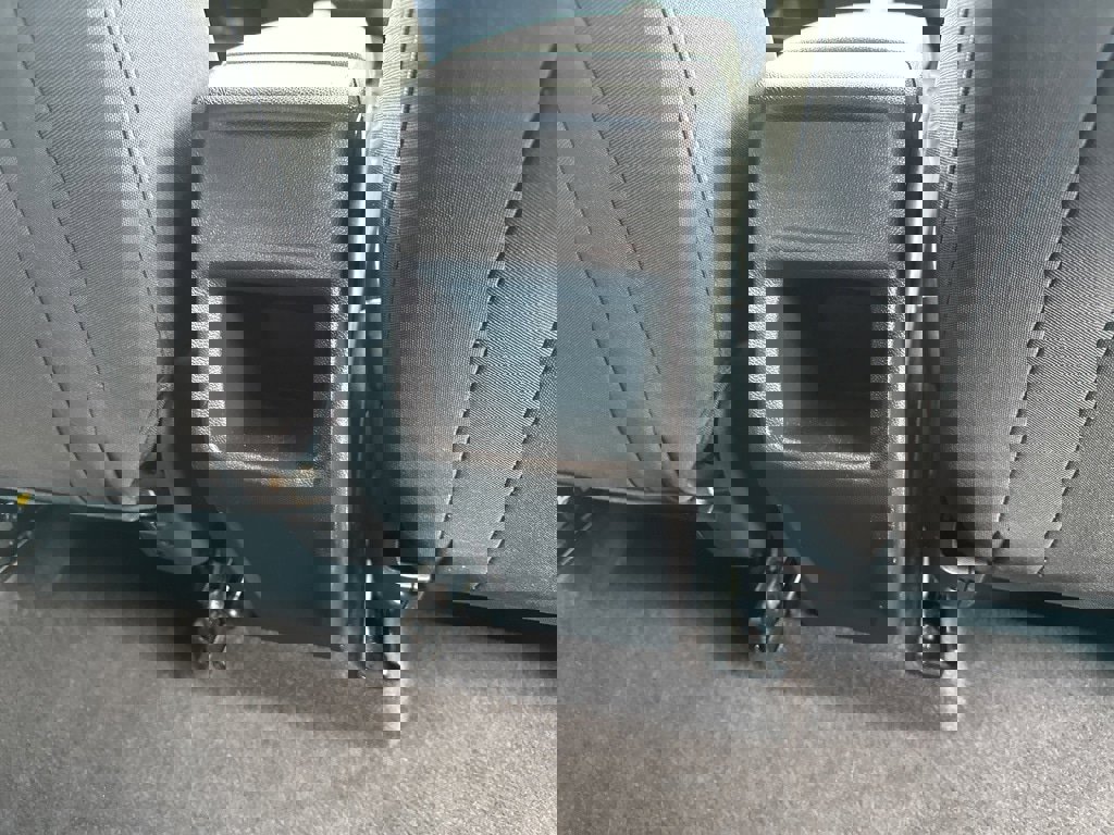 Used 2024 Chevrolet Trax LS image 21