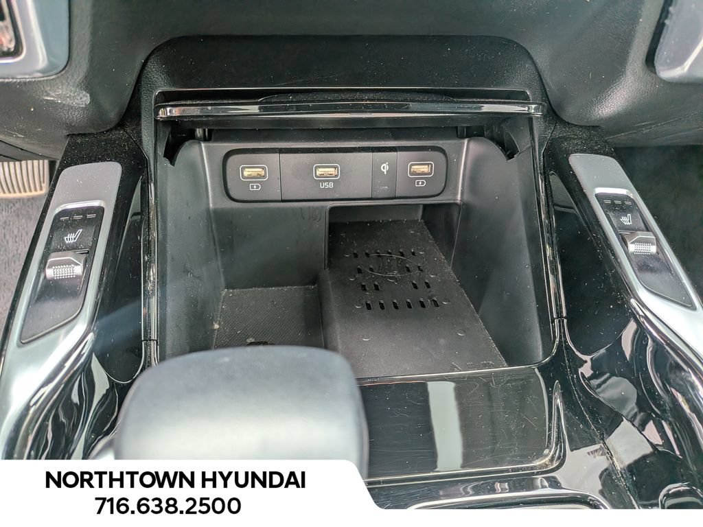 Used 2023 Kia Sorento SX AWD/4WD image 17