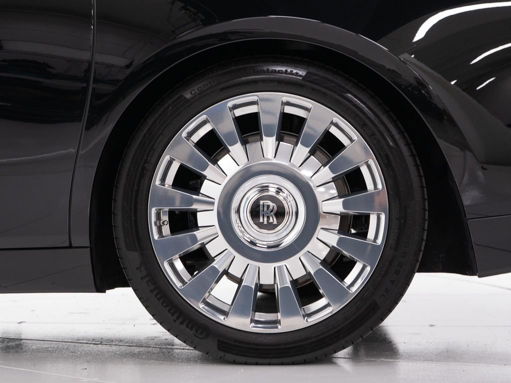 Certified 2023 Rolls-Royce Phantom Sedan RWD image 51