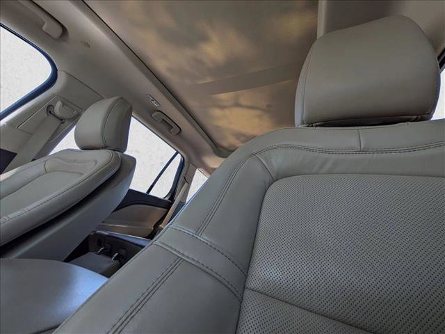 Used 2022 Lincoln Aviator Reserve w/ Equipment Group 201A RWD image 16