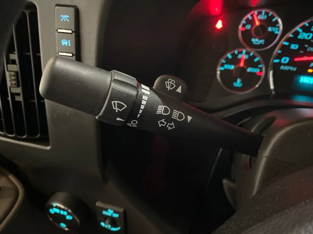 Used 2025 Chevrolet Express 3500 LT w/ LT Preferred Equipment Group RWD image 37