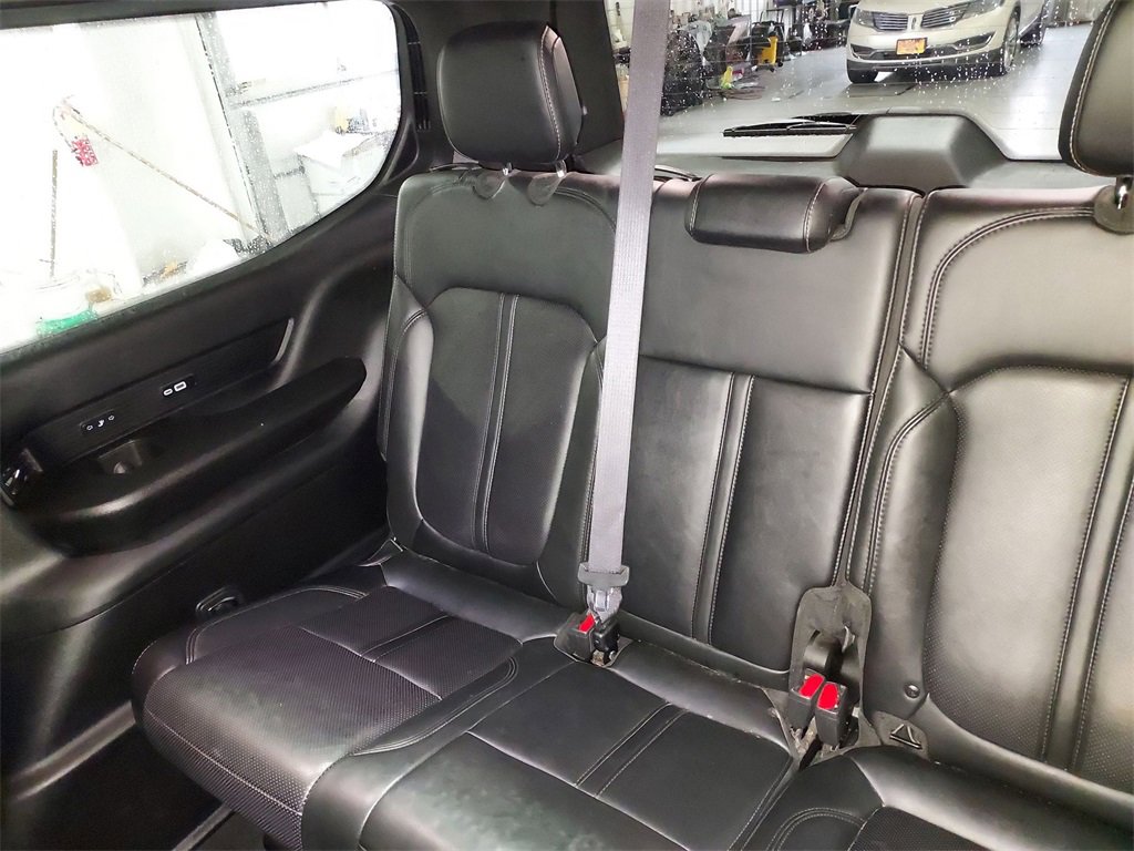 Used 2023 Jeep Wagoneer Series II w/ Premium Group I image 30