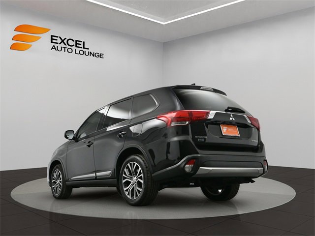 Used 2018 Mitsubishi Outlander SE image 32