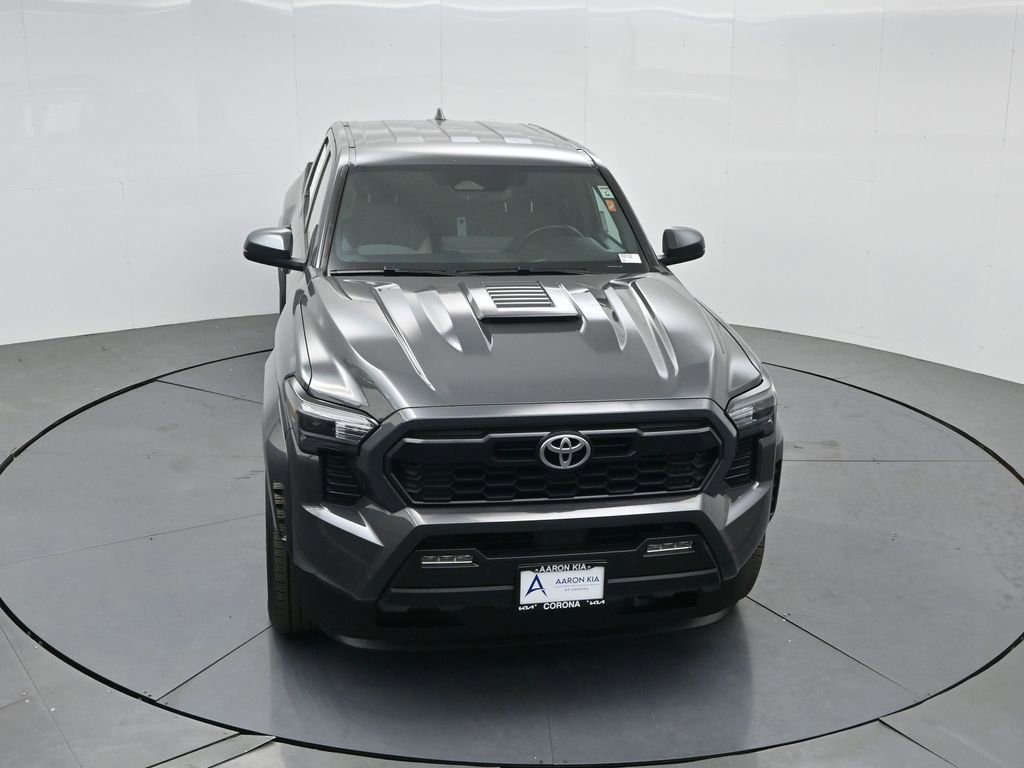 Used 2024 Toyota Tacoma TRD Sport w/ TRD Sport Upgrade Package image 37
