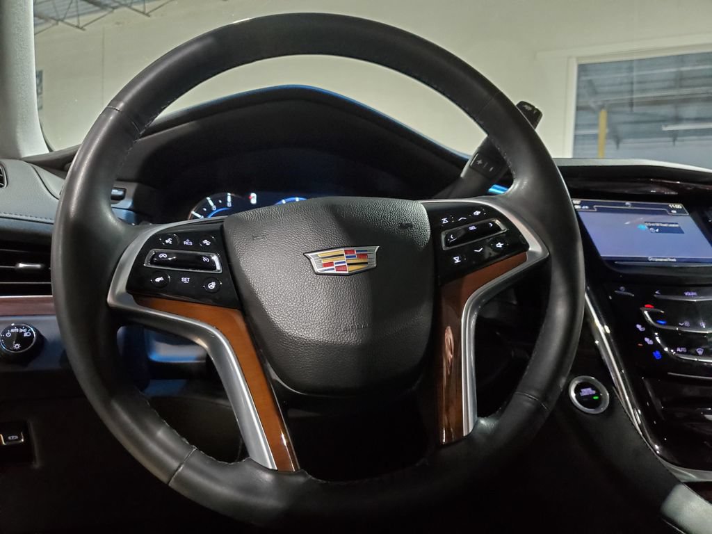 Used 2017 Cadillac Escalade Premium Luxury AWD/4WD image 28