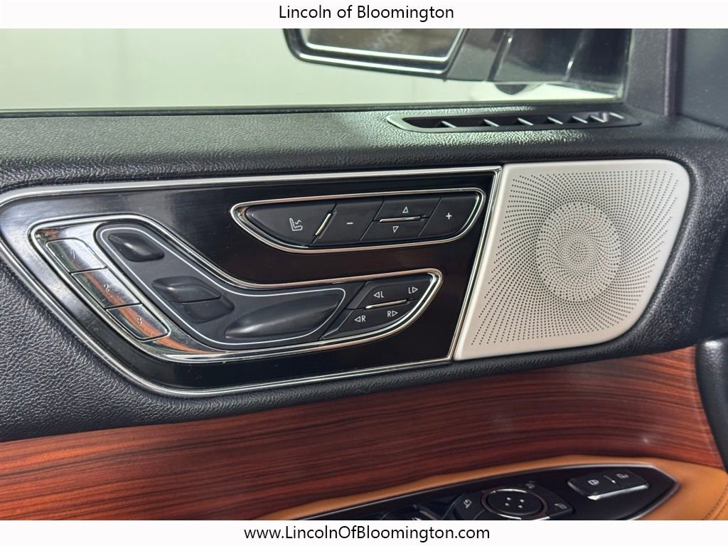 Used 2021 Lincoln Navigator L Reserve w/ Luxury Package image 18