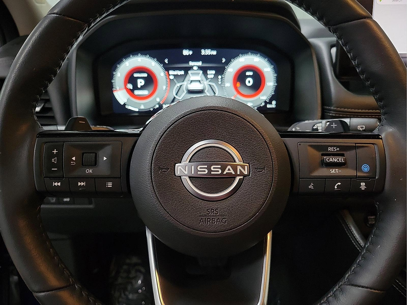 Used 2024 Nissan Rogue Platinum w/ Platinum Premium Package image 20