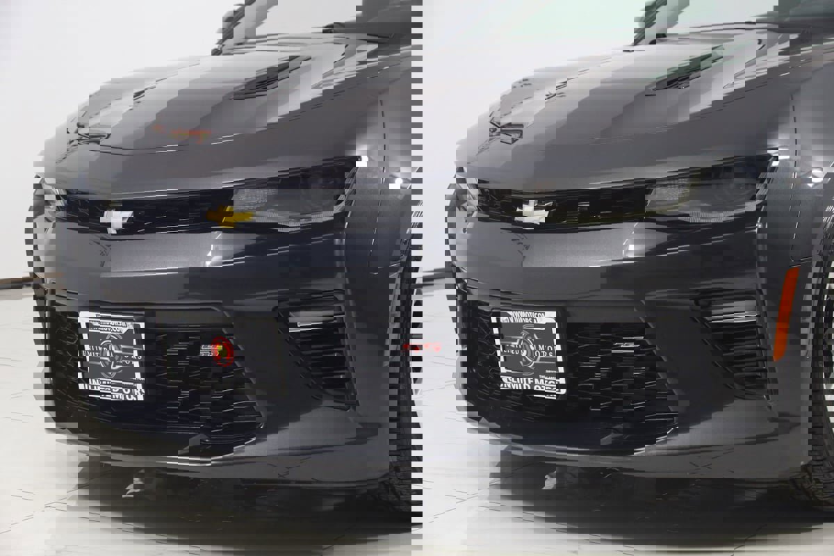 Used 2017 Chevrolet Camaro SS image 68