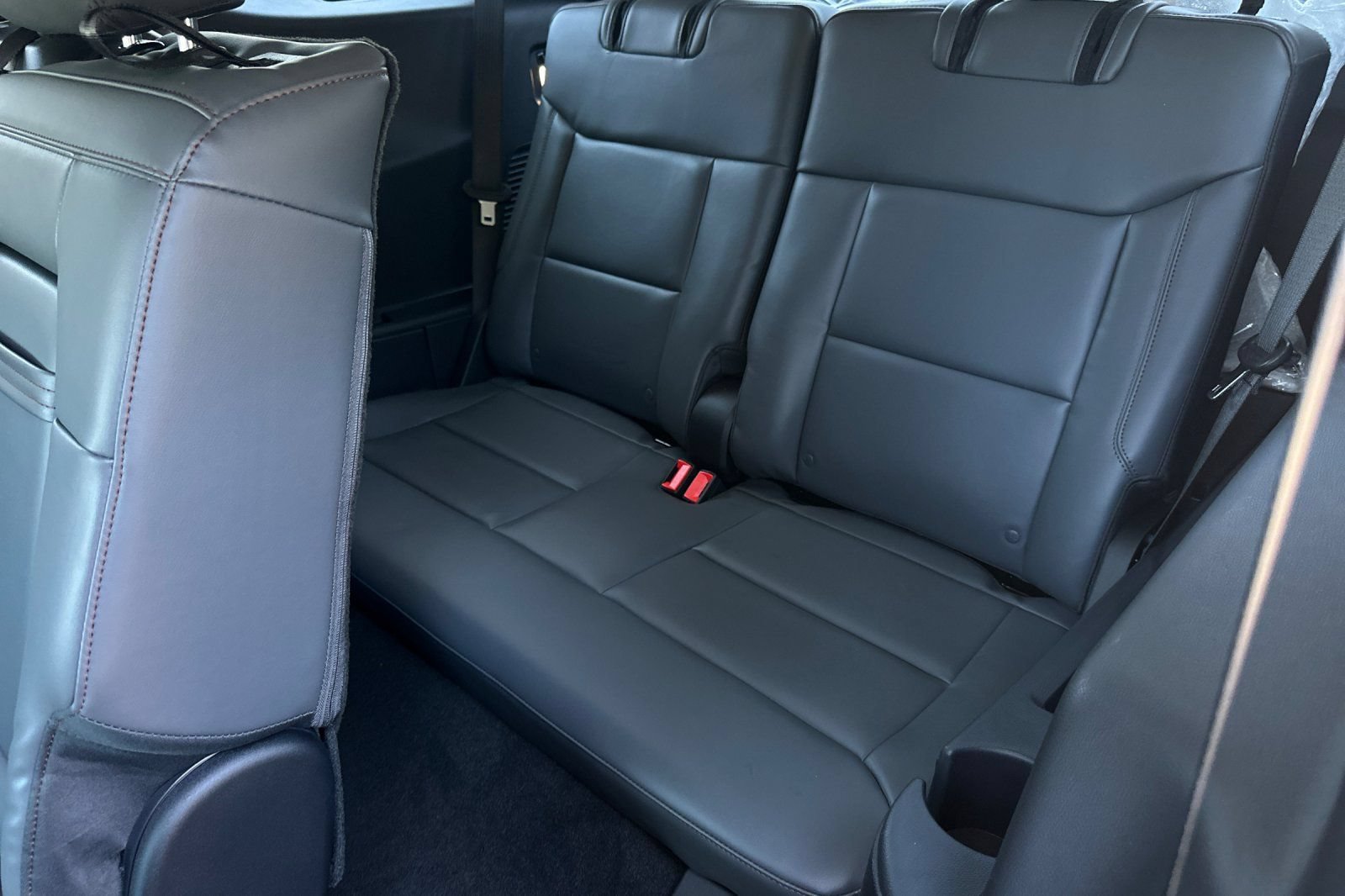 New 2026 Ford Explorer Active w/ Active Comfort Package RWD image 14