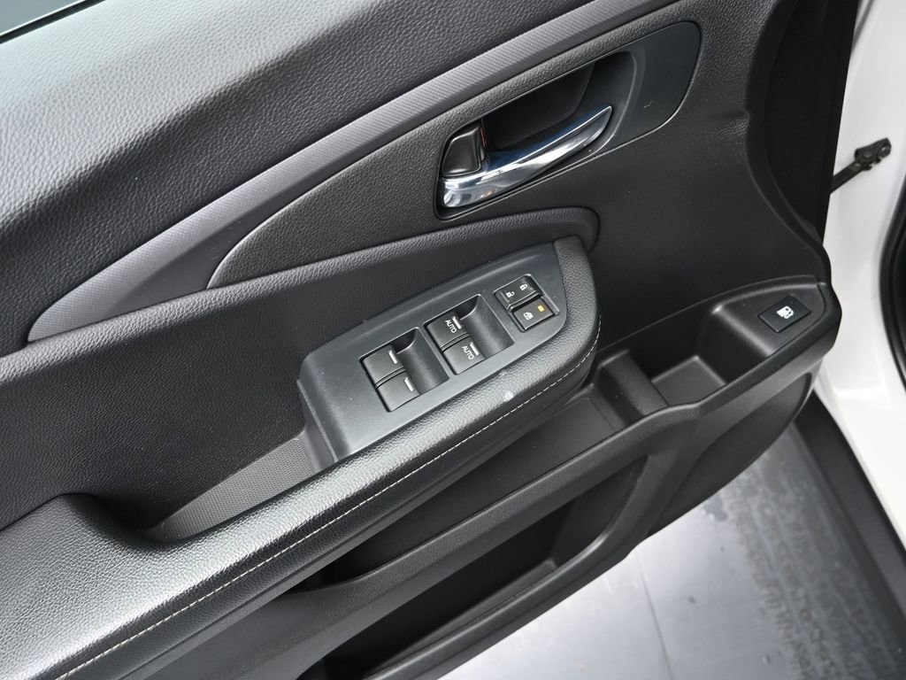 Certified 2023 Honda Ridgeline Sport image 19