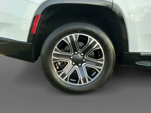 Used 2024 Jeep Wagoneer Series II image 15