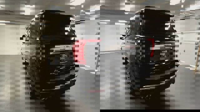 Certified 2023 GMC Yukon XL Denali w/ Denali Reserve Package image 7