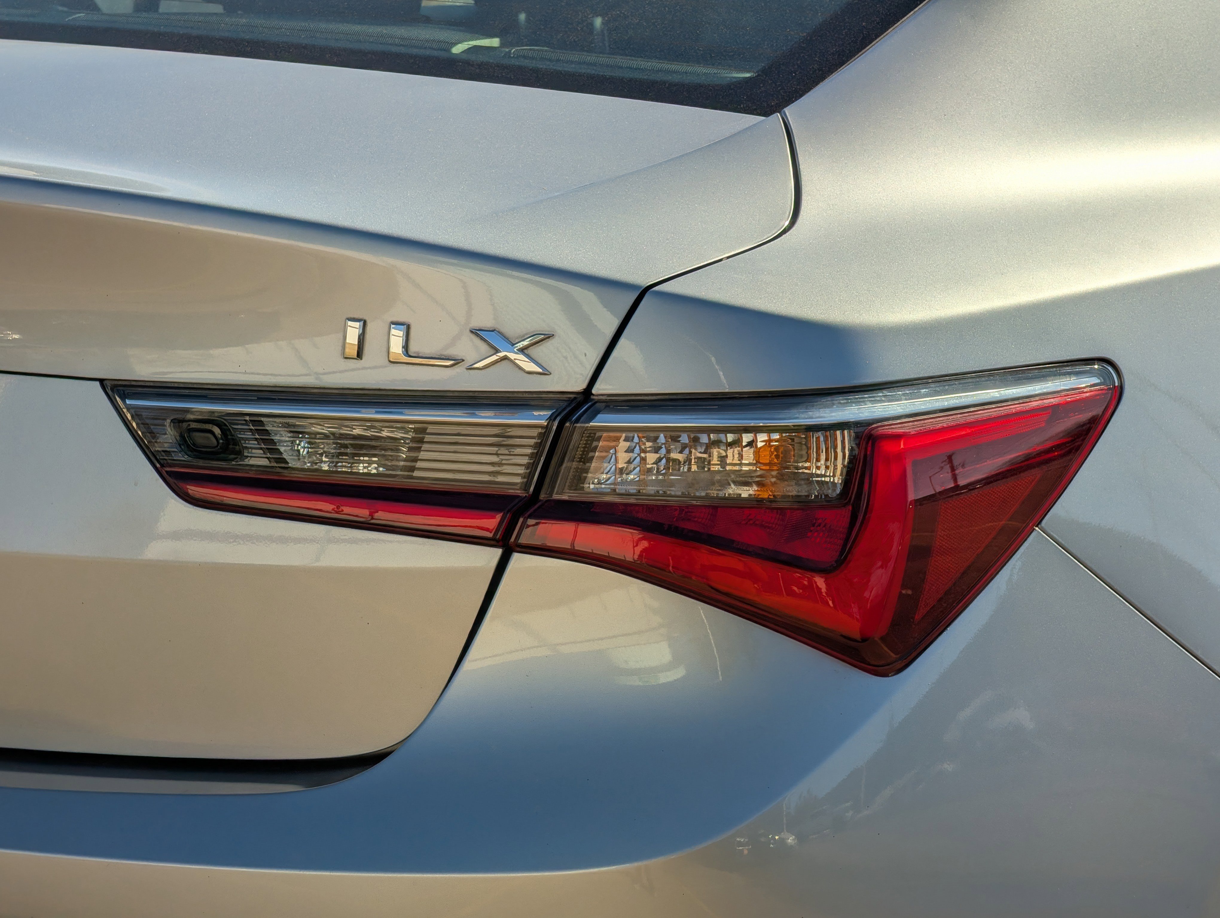 Used 2020 Acura ILX w/ Premium Package image 17