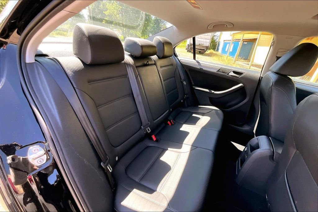 Used 2013 Volkswagen Jetta TDI FWD image 19