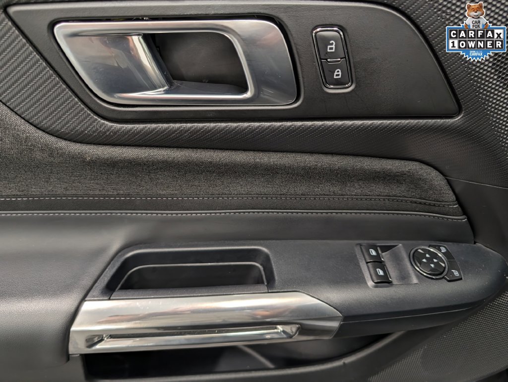 Used 2025 Ford Mustang Coupe RWD image 11