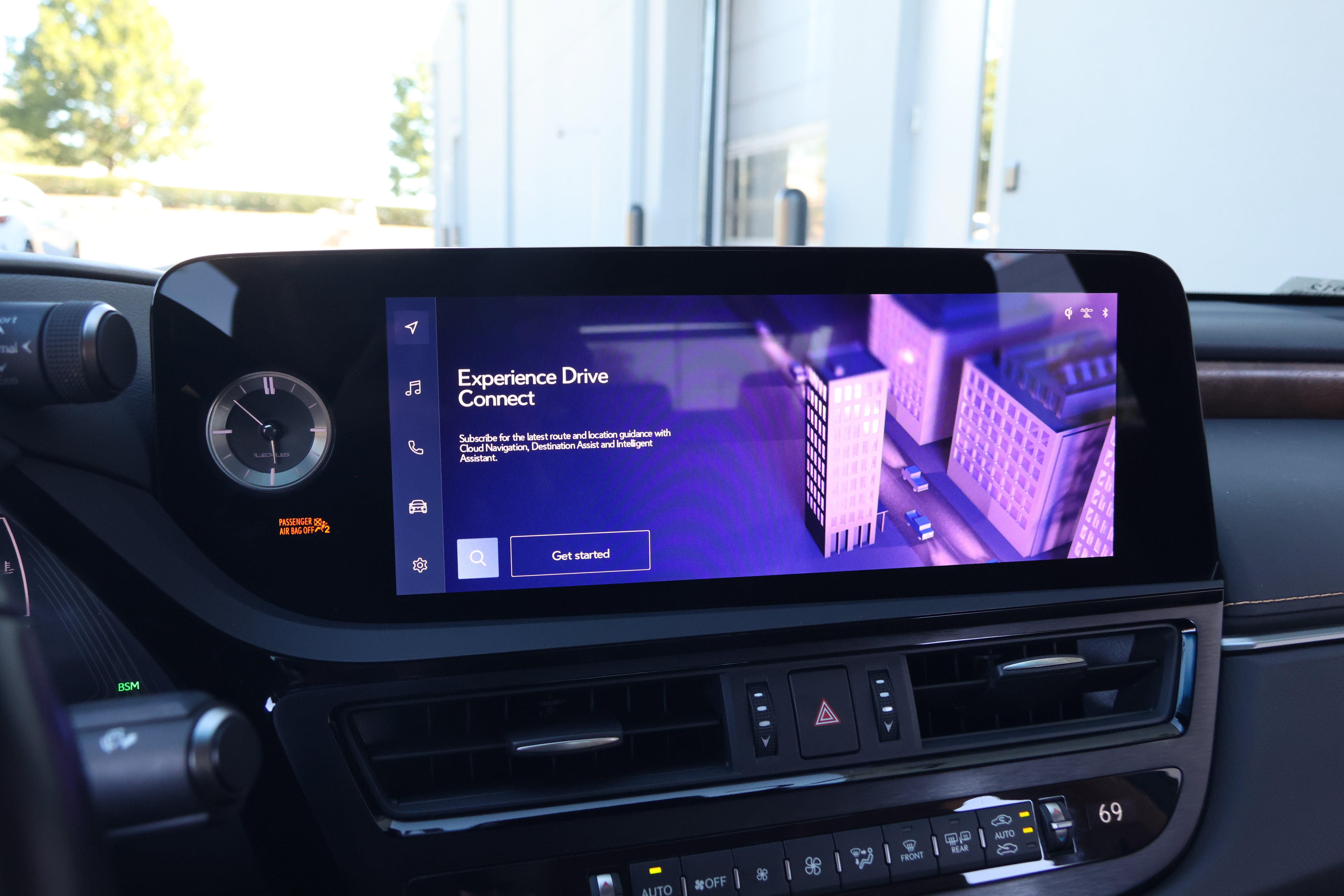 Certified 2025 Lexus ES 350 w/ Technology Package FWD image 20