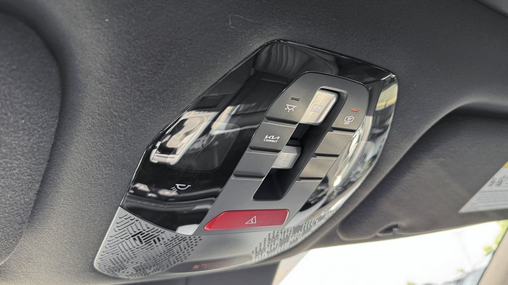 Used 2024 Kia EV9 GT-Line AWD/4WD image 28